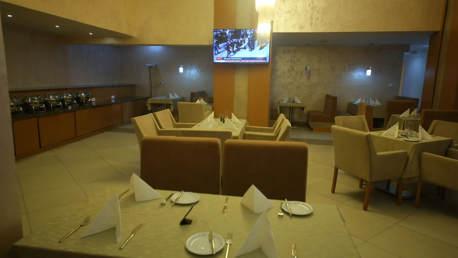 Momona Hotel Addis Ababa 4*,