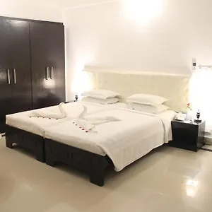 https://aristocrat-inn.hotels-in-dhaka.com